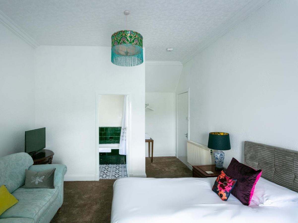 Oyo Lochinvar Hotel グラスゴー エクステリア 写真