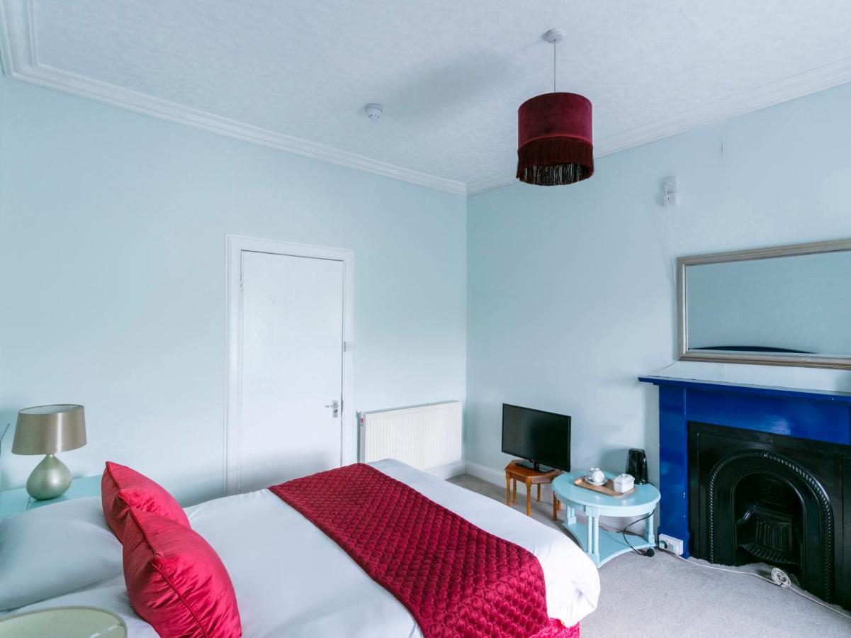 Oyo Lochinvar Hotel グラスゴー エクステリア 写真