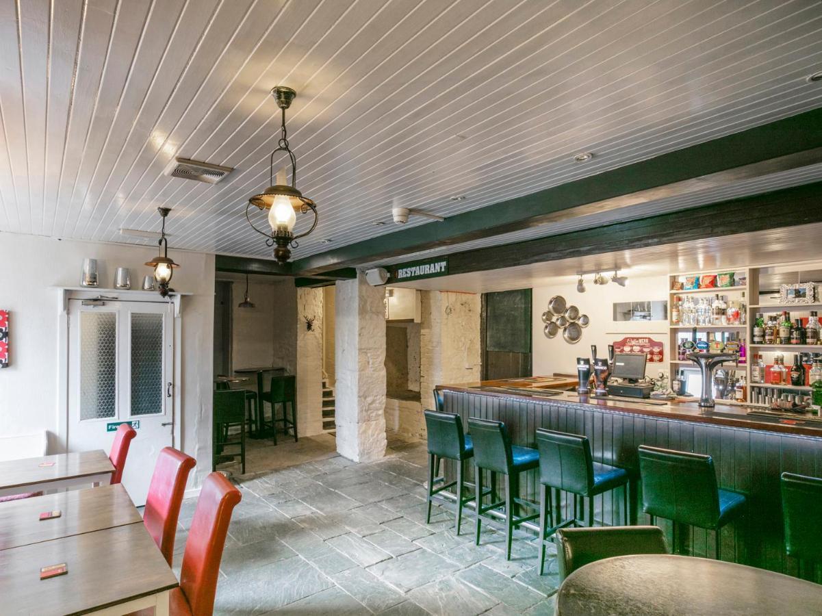 Oyo Lochinvar Hotel グラスゴー エクステリア 写真